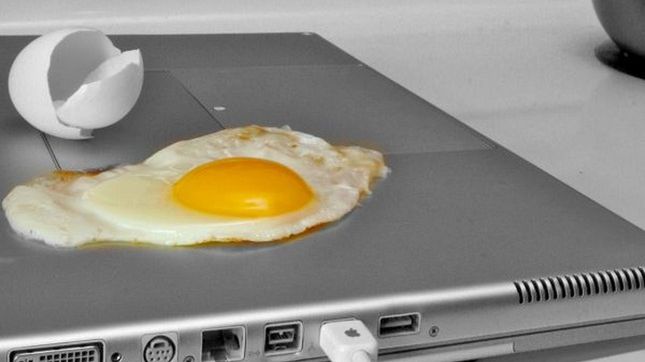 Technologiczne mity. Laptop na kolanach powoduje bezpłodność? 1