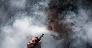 Singapur w wojnie z waporyzatorami: Od chłosty za posiadanie po "Breaking Dad" – czy zakaz uratuje młodzież?