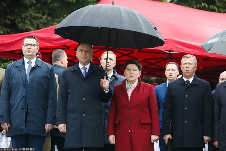 Worki na śmieci dla Myślenic od firmy ze współudziałem Obajtka. Nad kontraktem czuwał syn Beaty Szydło