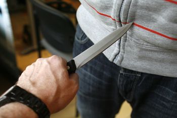 Wrocław: Chciał zabić znajomego. Akt oskarżenia przeciwko Tommiemu B.