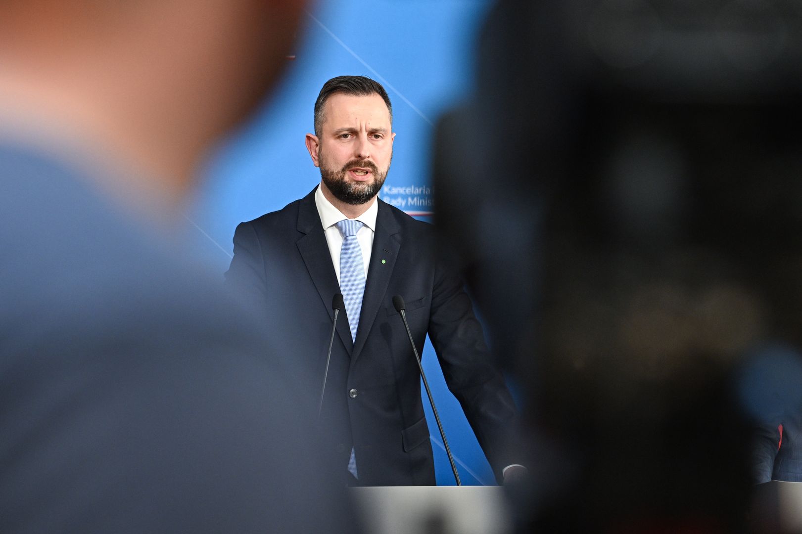 Warszawa, 30.04.2024. Szef MON Władysław Kosiniak-Kamysz na konferencji prasowej po posiedzeniu Rady Ministrów w Warszawie, 30 bm. Rząd przyjął Wieloletni Plan Finansowy Państwa na lata 2024�2027. (ad) PAP/Radek Pietruszka