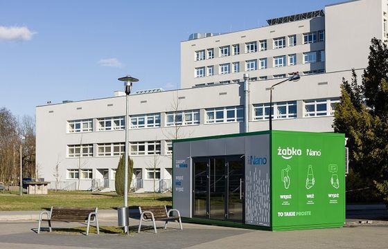 Żabka Nano ruszy na terenie szpitala. To najmniejszy bezobsługowy sklep sieci
