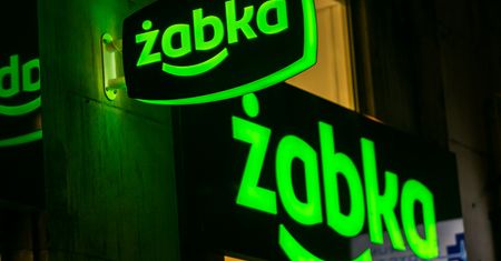 "Jesteś wygrywem". Teraz w Żabce będziesz mógł założyć konto bankowe