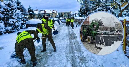 Słupsk: Miasto zasypane śniegiem, wojsko na ulicach