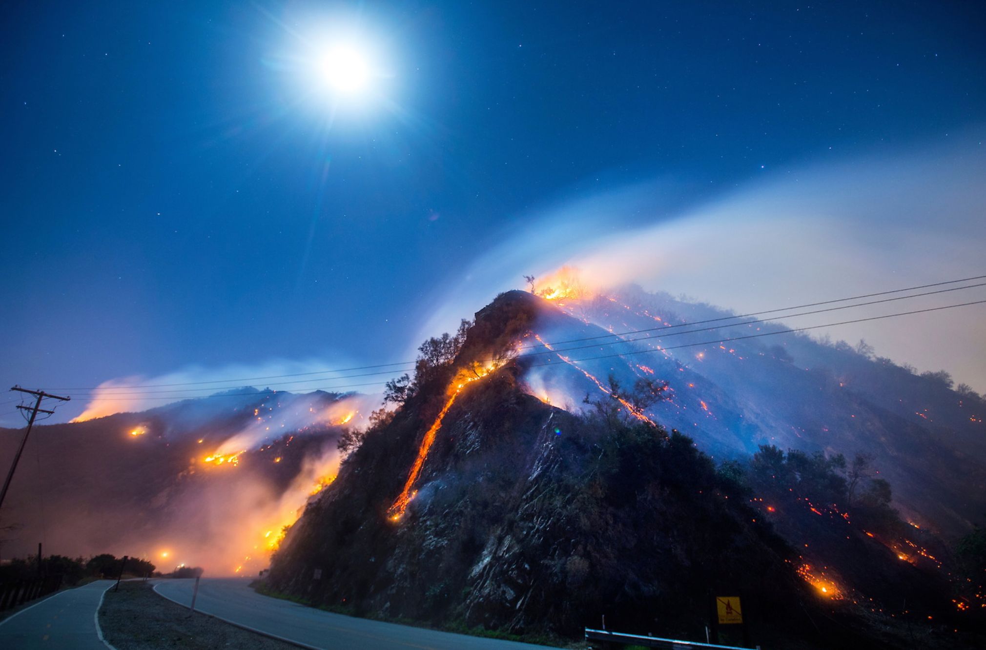 Dla fotografa płonący las może być piękny 8