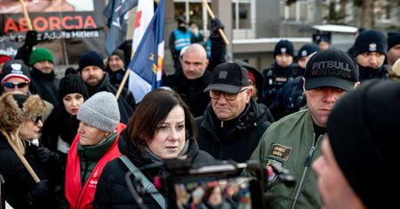 Protestowali pod szpitalem w Gdańsku. Zdecydowana reakcja lekarza. "Czysta manipulacja"