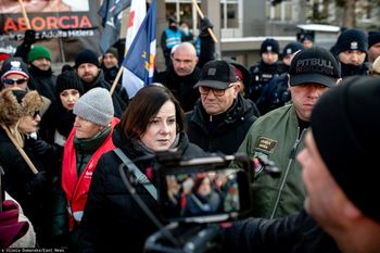 Protestuje pod szpitalem w Gdańsku. Lekarz reaguje. "Na miłość boską"