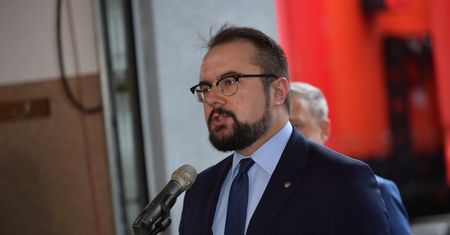 Niepokojący sondaż. Wiceszef MSZ Paweł Jabłoński zmartwiony
