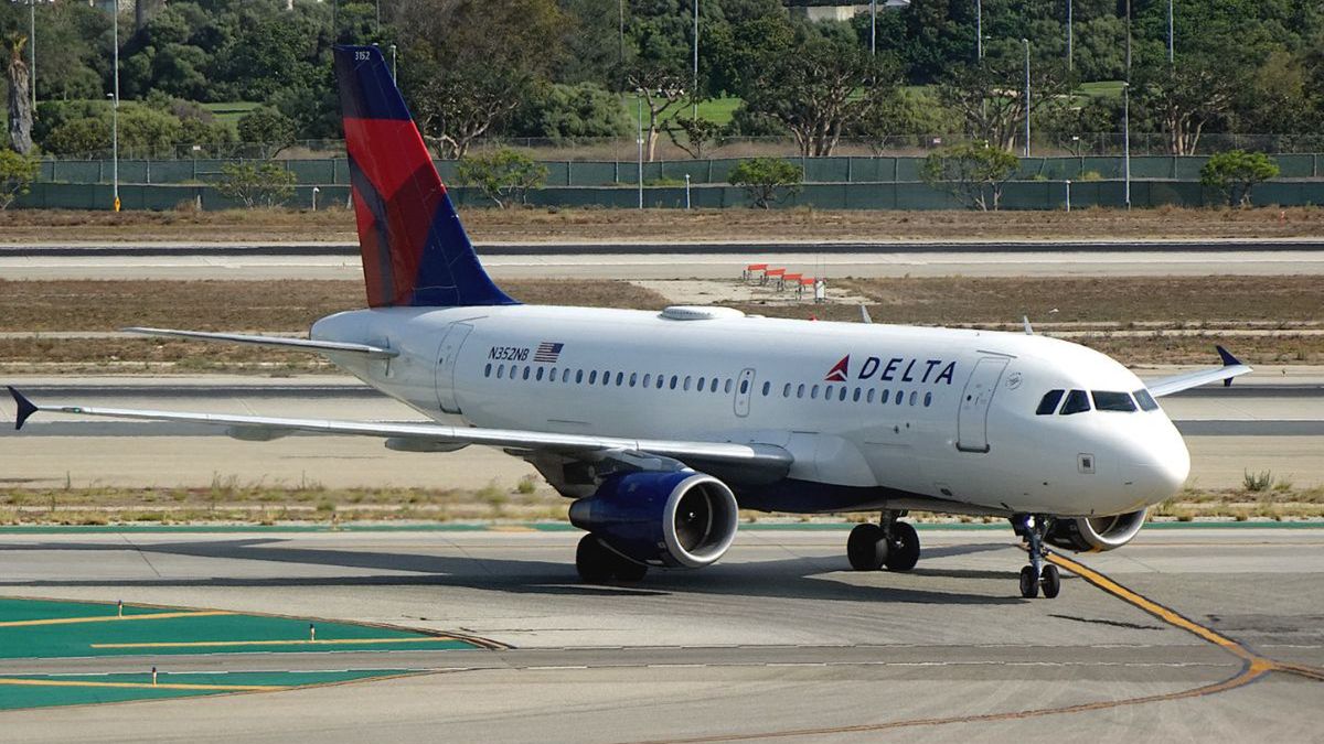 Pilotka miała alkohol we krwi. 198 pasażerów uziemionych