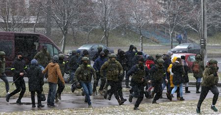 Białoruś. Milicja o protestach w Mińsku: zatrzymano 250 osób
