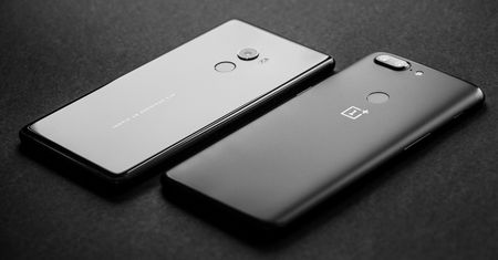 OnePlus 5T - recenzja i porównanie do Xiaomi Mi Mix 2