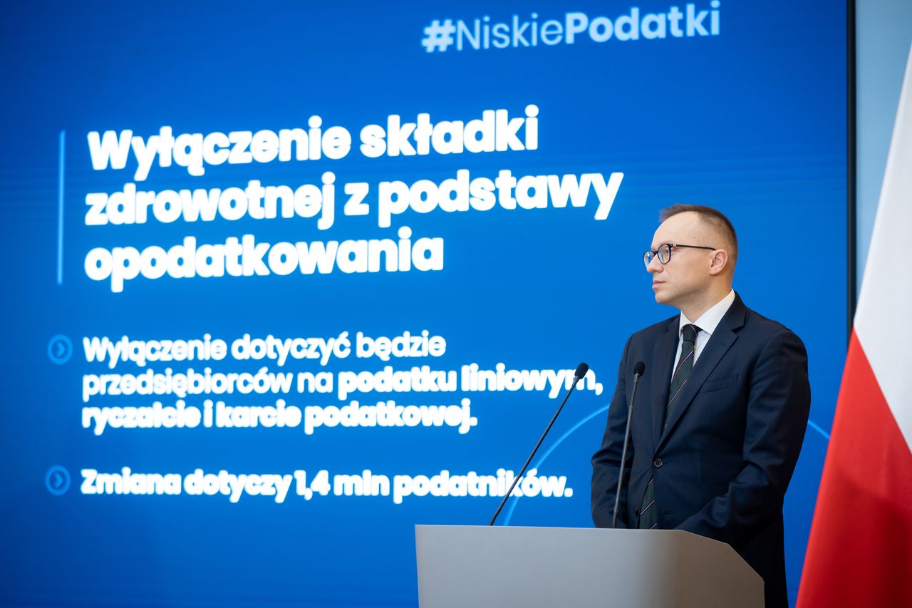 Polacy płacą najmniej w Europie? Burza po wpisie wiceministra Sobonia