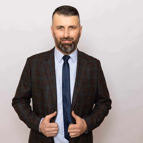 Sylwetka Dnia: Artur Ćmikiewicz