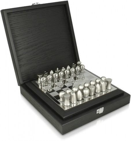 lamborghini-chess-set