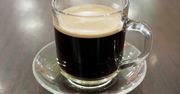 Niespodziewany efekt picia kawy. To dlatego tyjesz