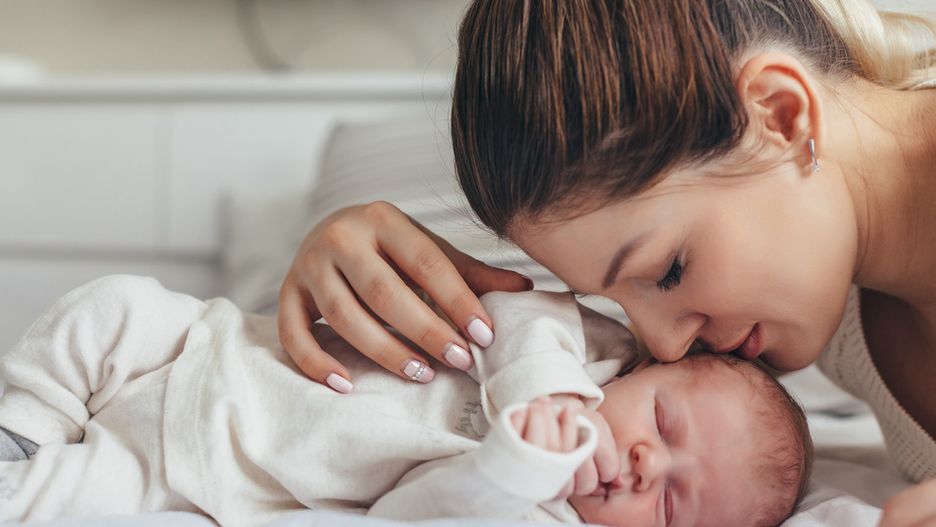 Dotyk, bliskość, czułość – czyli jak budować relacje od pierwszych dni życia