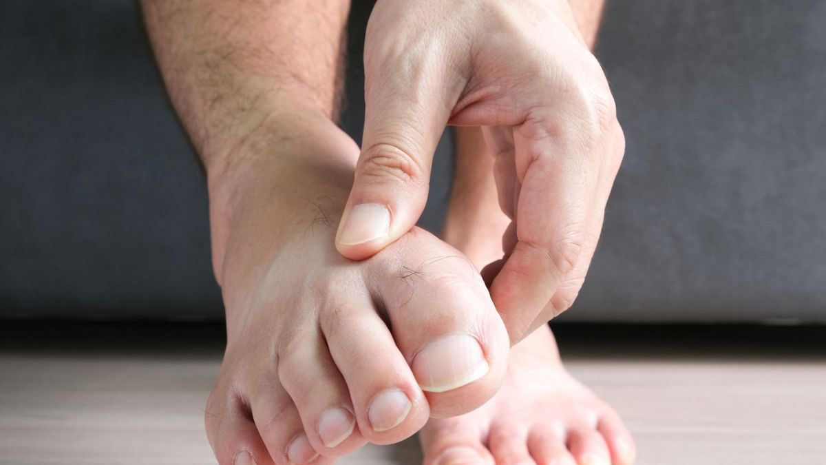 Zaczyna się od drętwienia i mrowienia kończyn. Nieleczony stan może doprowadzić do amputacji