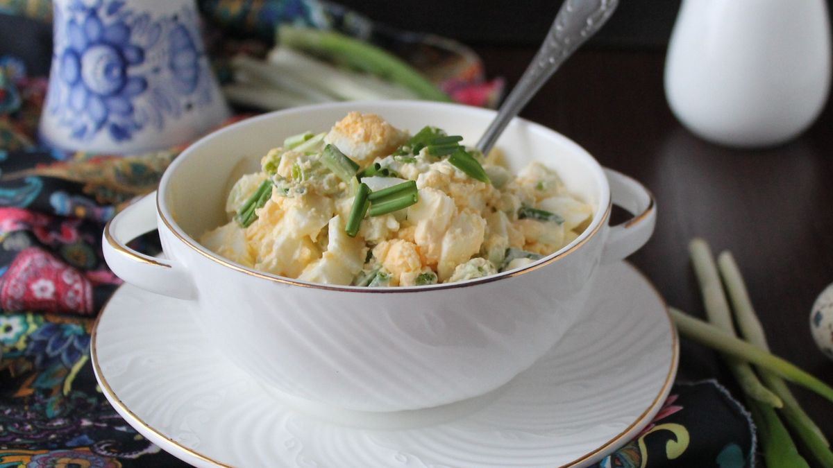 Sałatka z resztek po wielkanocnym śniadaniu