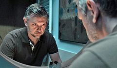 „Porządny człowiek” od HBO, czyli kto? „Broni się ciekawie prowadzoną psychologią postaci”