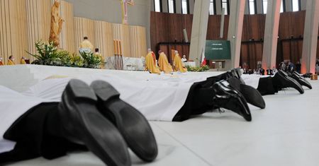 Nie każdy może zostać księdzem. Kto znalazł się na ''czarnej liście'' episkopatu?