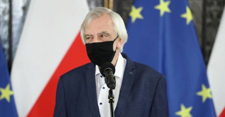 Spór w Zjednoczonej Prawicy. Terlecki o Solidarnej Polsce: damy po łapie