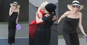 Angelina Jolie w kapelusiku za 3 tys. zł pogrywa w padla z CÓRKĄ Shiloh i jej dziewczyną. "Cool mama" pełną gębą? (ZDJĘCIA)