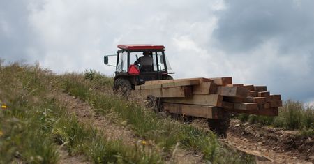 Od poniedziałku rekordowe kary dla rolników prowadzących ciągniki
