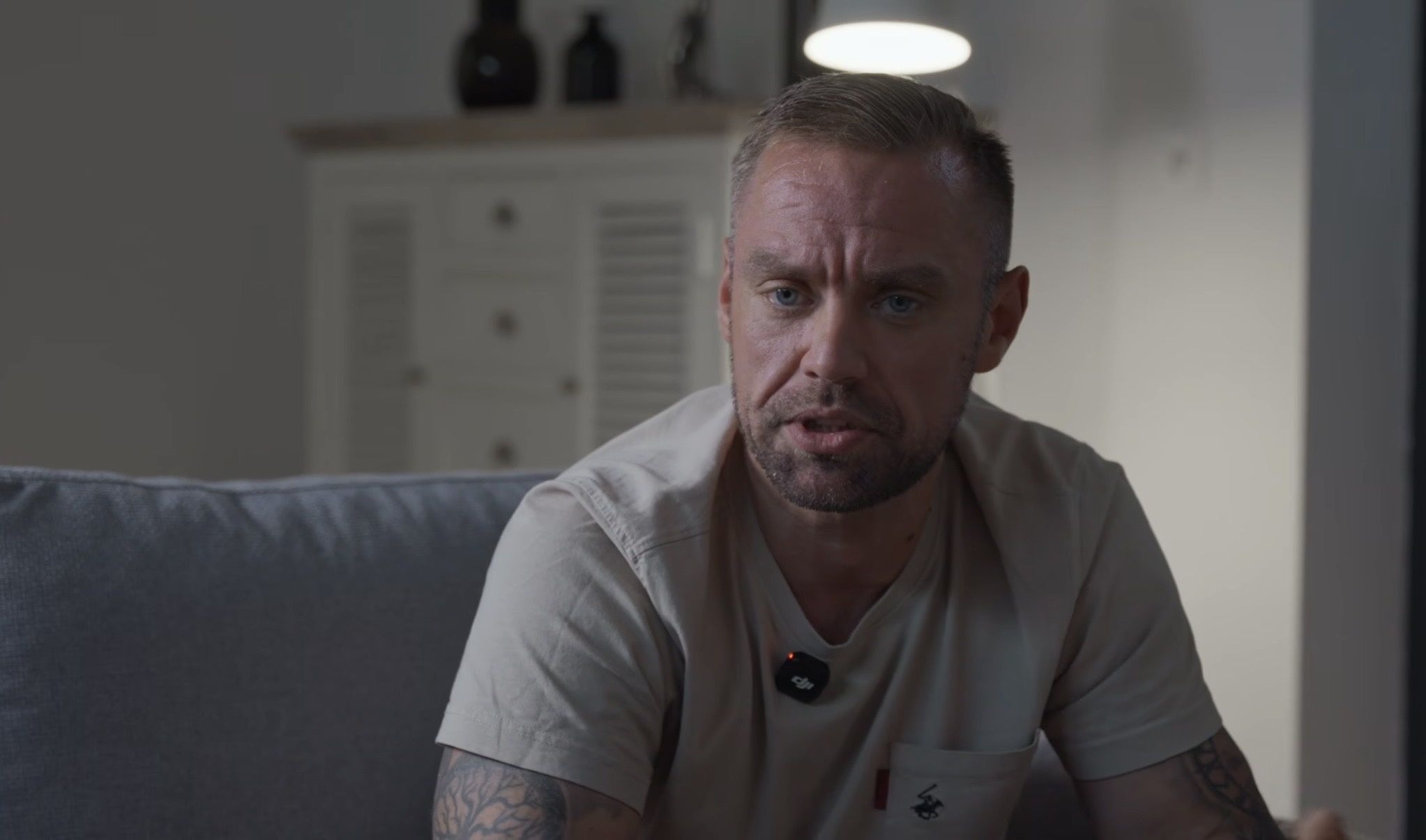 Krystian Koprowski podczas rozmowy 