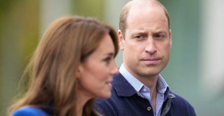 Wiadomo, jak książę William zareagował na oświadczenie księżnej Kate. Przyjaciel ujawnił szczegóły. "Jest NIEZWYKLE DUMNY"