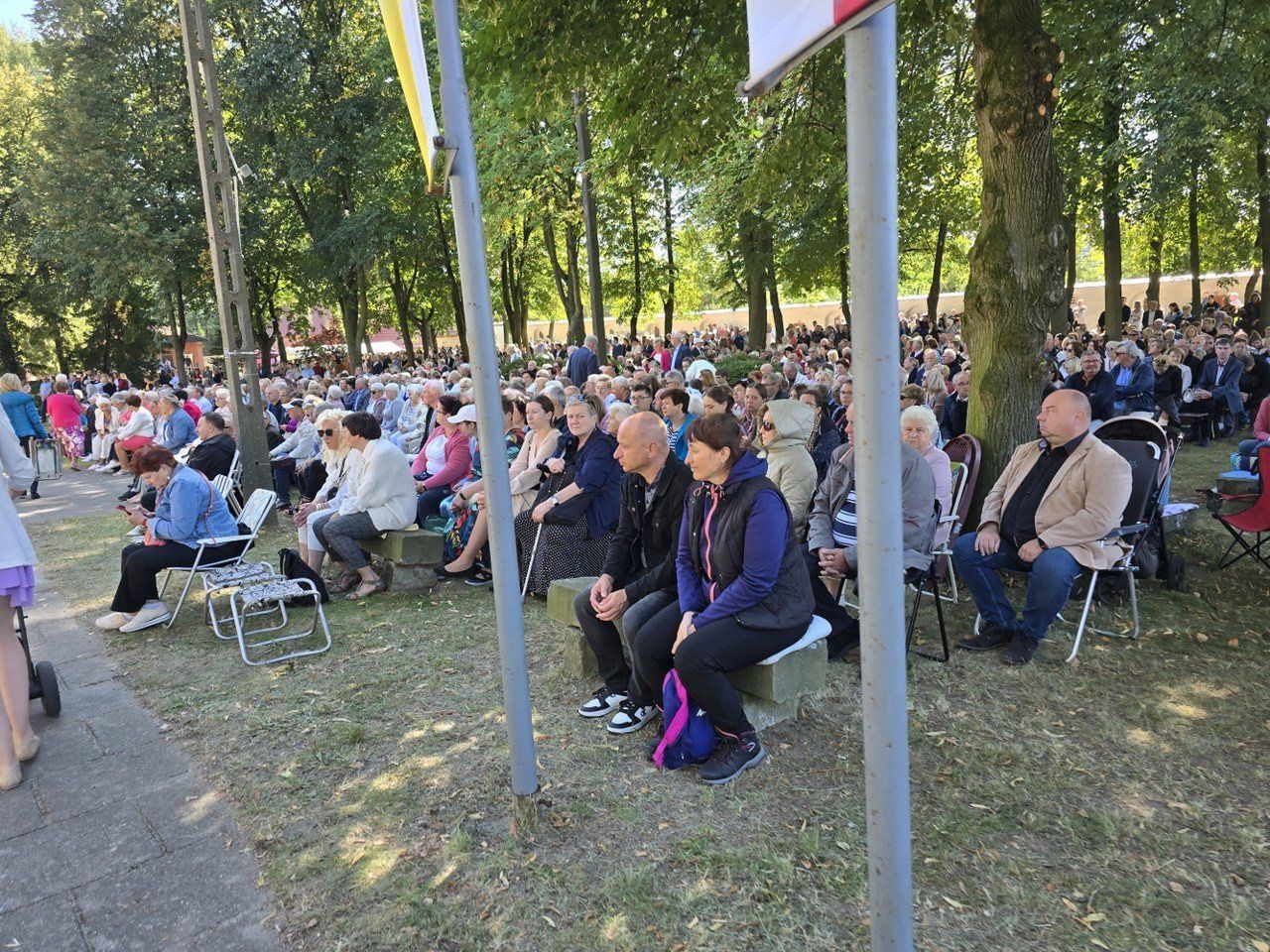 W Sanktuarium Matki Bożej Pocieszenia w Górce Duchownej trwa wielki odpust. Dziś przyszły i przyjechały tu tłumy pielgrzymów