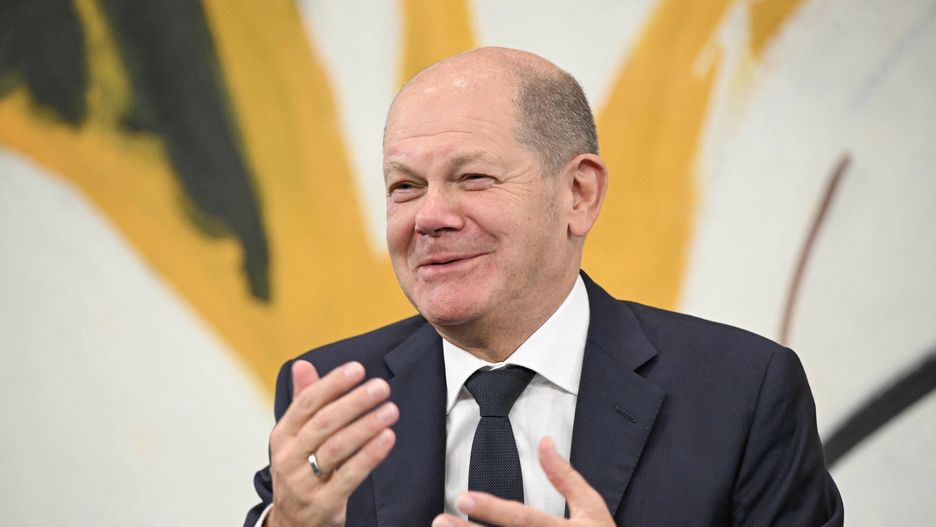 Piszą o Polsce. "Kanclerz Niemiec zemścił się na PiS"