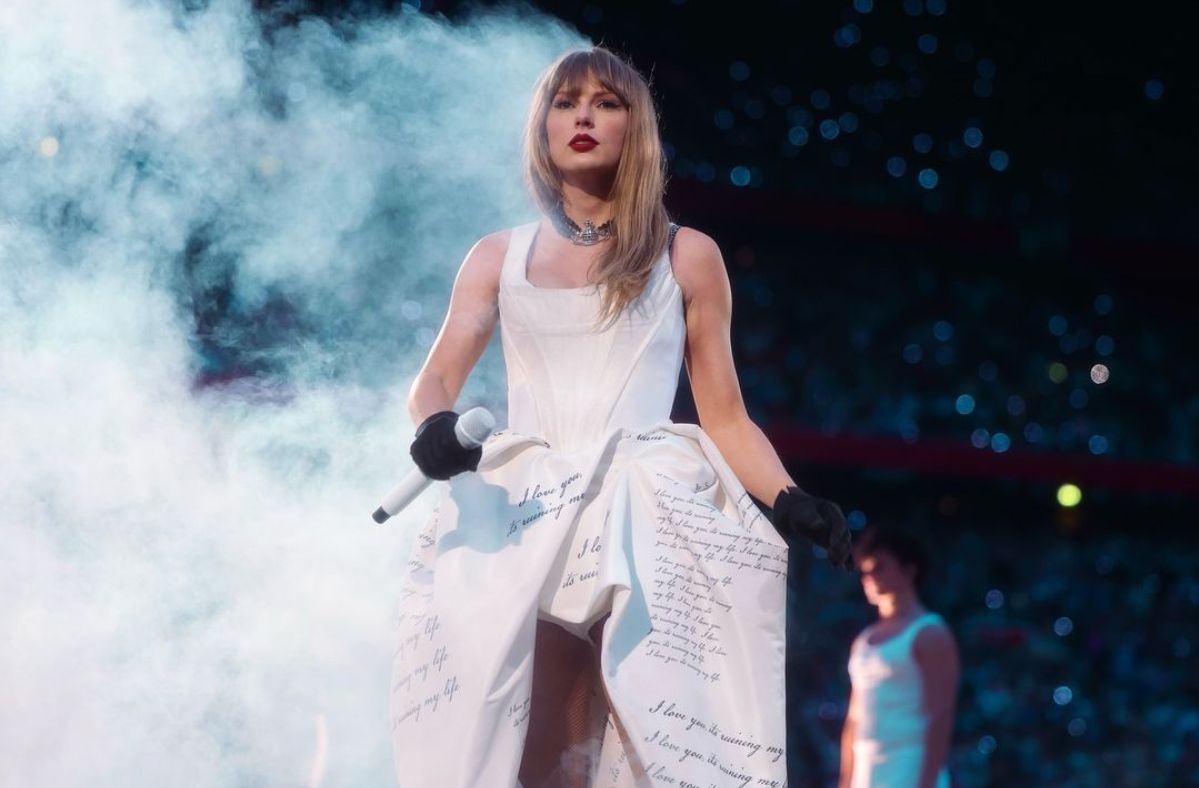 Taylor Swift's emotional night: Fans witness tears in Toronto