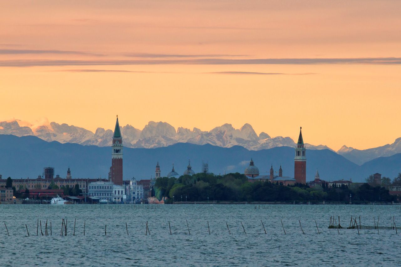 Dolomity i Wenecja na jednym zdjęciu. To nie Photoshop, tylko "stravedamento"