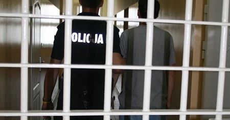 Brutalny atak na młodą kobietę w Toruniu. 24-latka walczy o życie