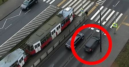 Policja z Bydgoszczy pokazała film. Kierowcy wpadli jak śliwka w kompot