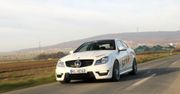 Lepsze osiągi i przyczepność – SKN C 63 AMG Coupé XC 63 White Series Stufe 3 (2012)