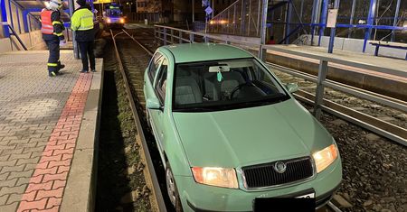 Skoda na torach. 21-latka miała wyjaśnienie