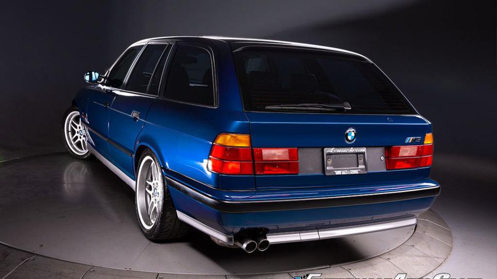 Sprzedawany M5 E34 Touring jest jednym z 891 wyprodukowanych egzemplarzy tego modelu