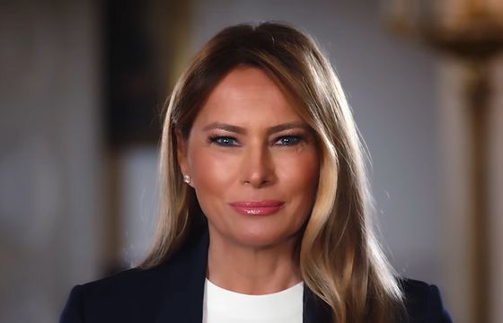 Bunt w "Vanity Fair" przeciw Melanii Trump na okładce. Dziennikarze grożą odejściem