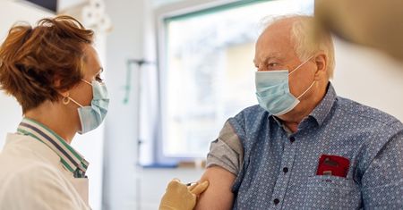 Niemcy. Tylu zaszczepionych zachorowało. Instytut Kocha podał dane