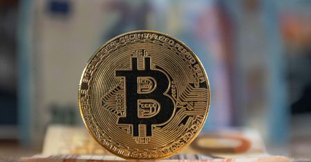 Oszustwo "na kryptowaluty". Chciał zostać milionerem, stracił 120 tys. zł.