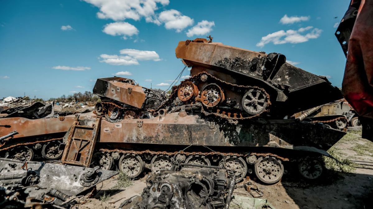 Według ukraińskiego wywiadu do połowy marca w Ukrainie poddało się blisko 100 rosyjskich czołgistów 