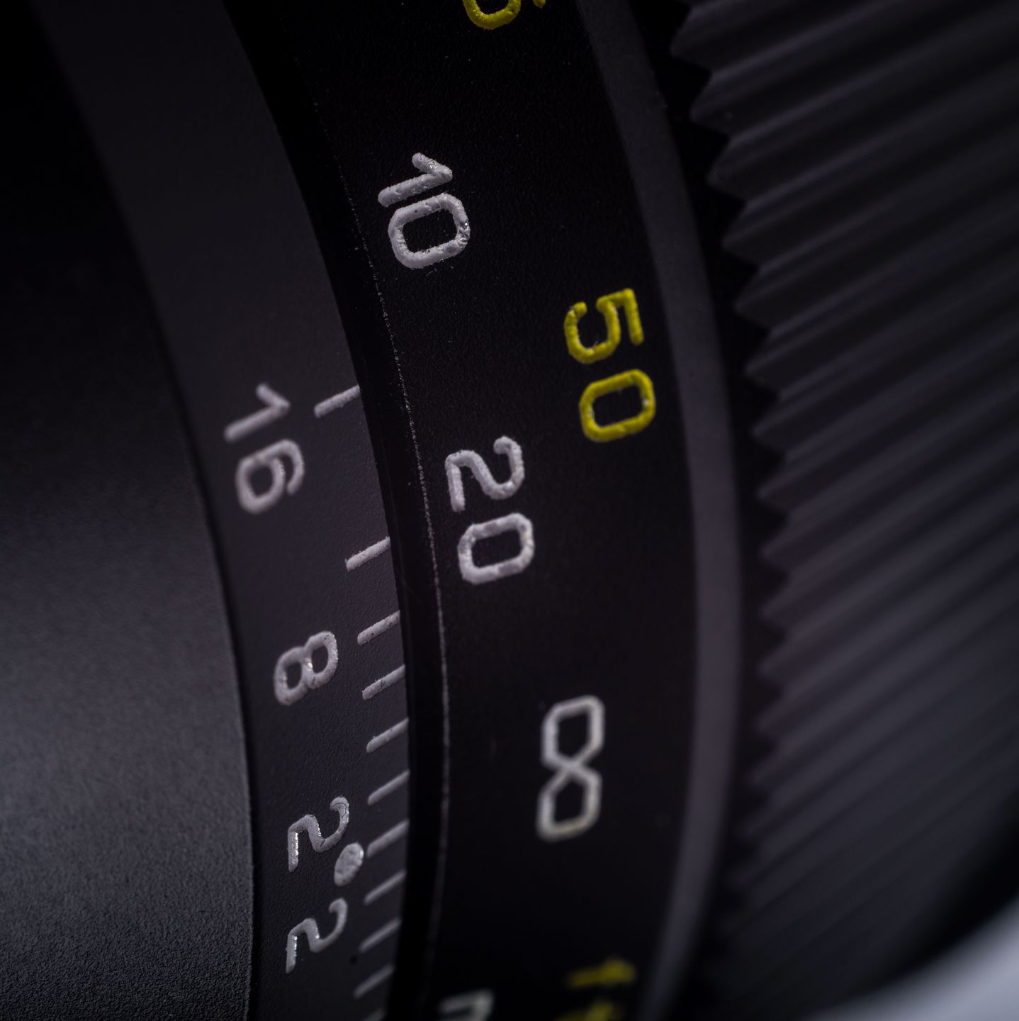 Więcej światła z Chin. Mitakon Speedmaster 85 mm f/1.2 8