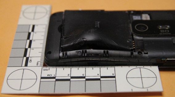 HTC EVO 3D smartfon strzelanina