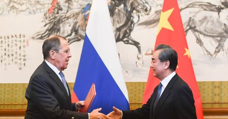 Ławrow wysłał sygnał do Zachodu. Rosja i Chiny ożywiają współpracę