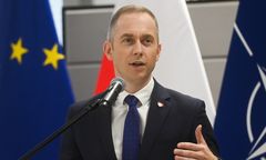 Wyrwali ludzi ze snu o świcie. Wiceszef MON o "wypadku przy pracy"