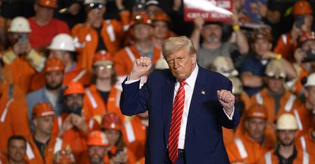 Szokujące słowa Trumpa o Bidenie. "Nie współczujcie mu"