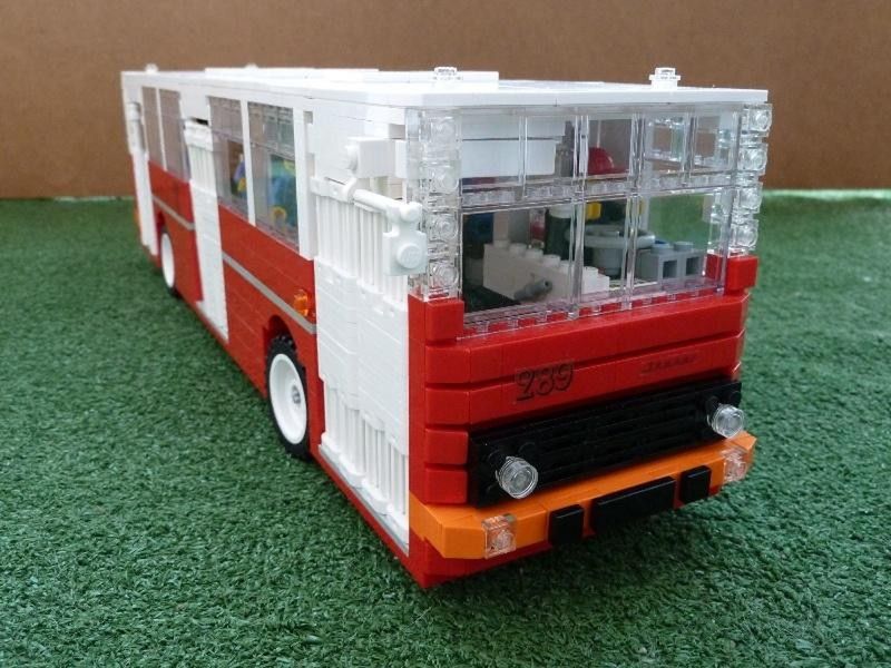 Warszawski Ikarus z klocków Lego w normalnej produkcji?