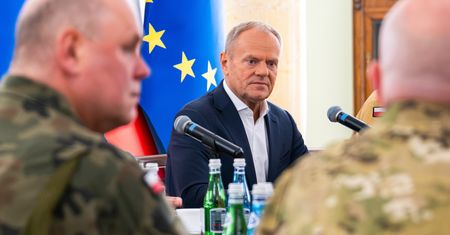 Tusk o pocisku: nie ma powodów, by sądzić, że celem była Polska