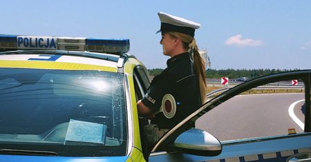 Wjechał rowerem na autostradę A1. Policja łapie się za głowę